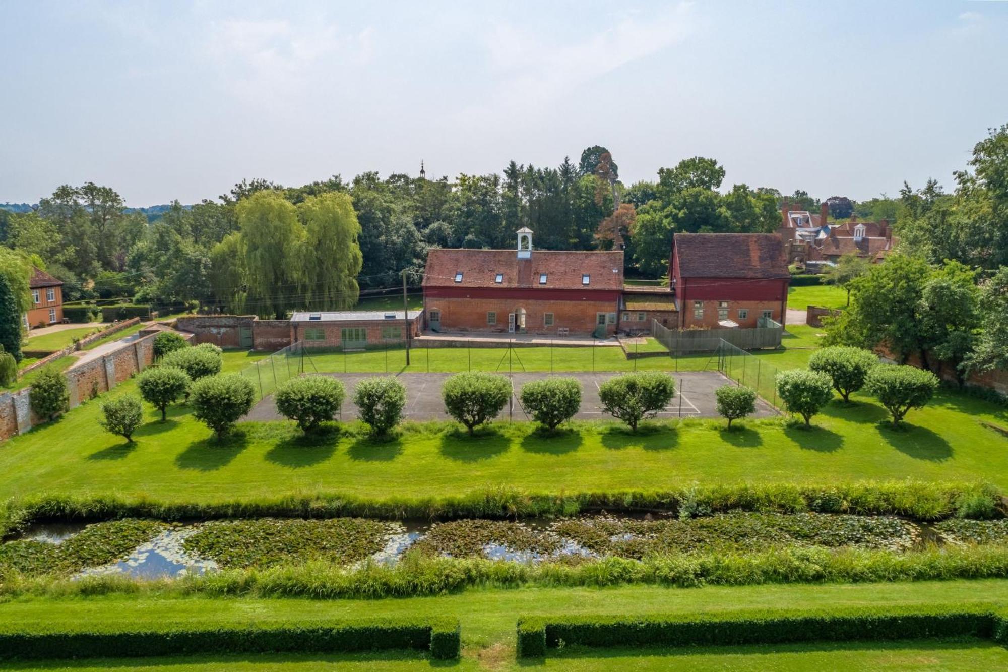 Belchamp Hall Stables Belchamp Otten Exterior foto